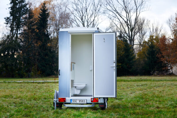 V.I.P. Sanitární karavan ONE - Image 3