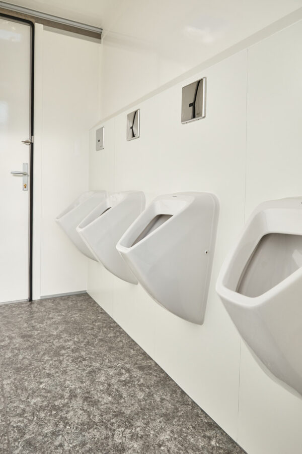 V.I.P. SANITÁRNÍ KOMBINOVANÝ KARAVAN XXL - Image 6