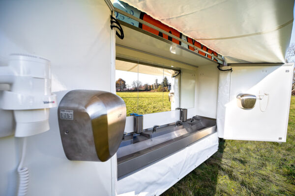 V.I.P. SANITÁRNÍ KOMBINOVANÝ KARAVAN XXL - Image 10